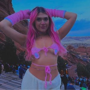 crochet mushroom top and gloves